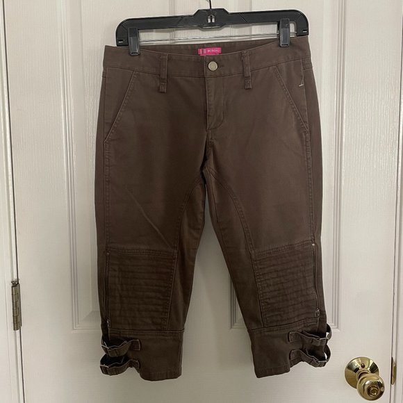 BCBGirls Taupe Capri Pants - SZ4 - NWOT - Picture 1 of 5
